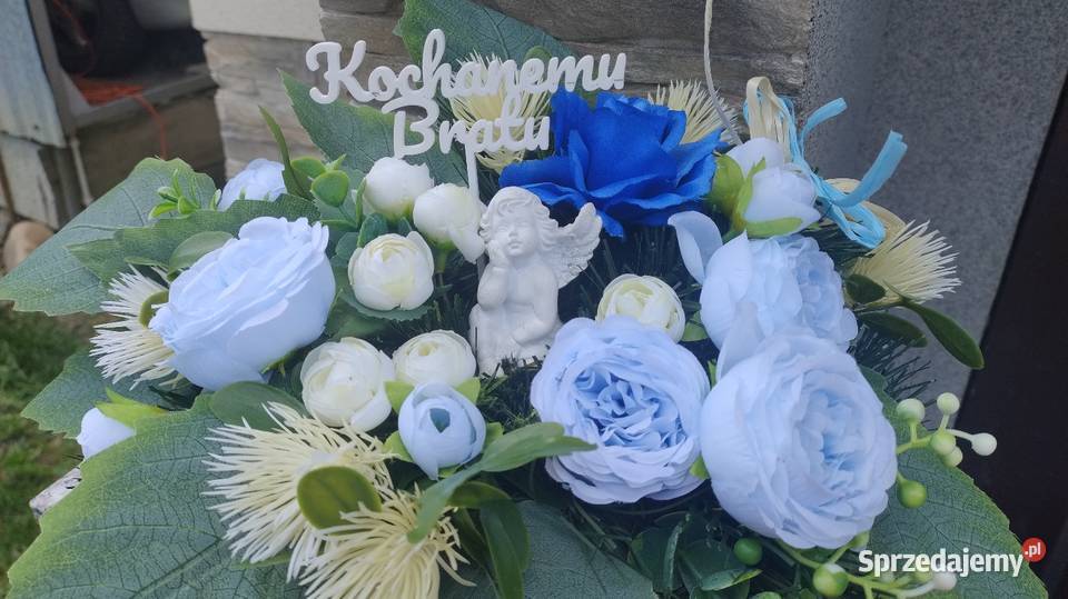 Stroik na cmentarz z aniołkiem Kochanemu Bratu Rzepiennik Suchy