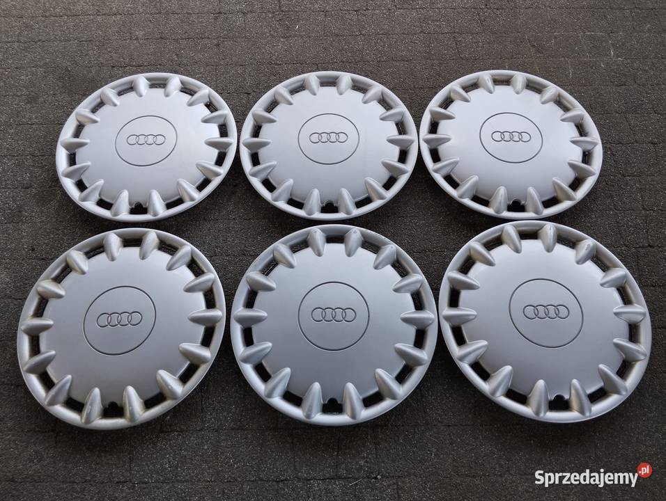 Kołpak Audi 15 8D0601147 sztukę oryginalny A4