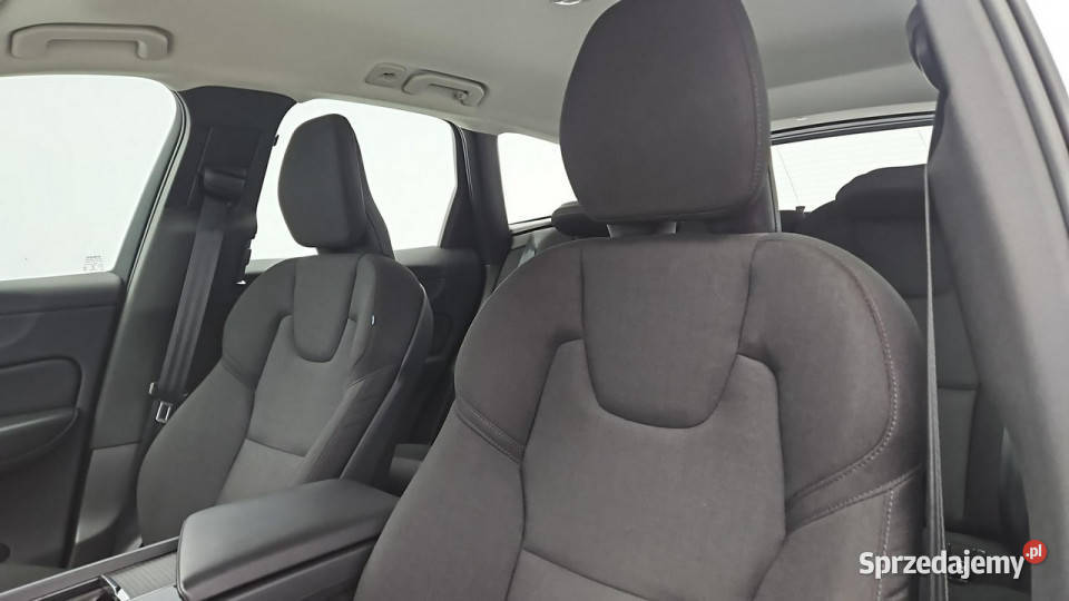 Volvo XC 60 B4 B Core aut Z Polskiego salonu światła przeciwmgielne Motoryzacja mazowieckie