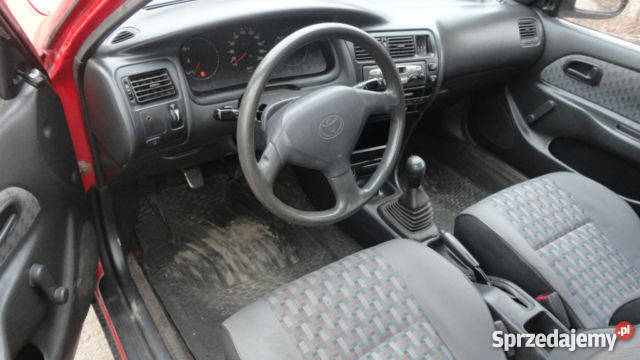 Toyota Corolla e10 kombi Rok produkcji 1995 Ścinawa sprzedam