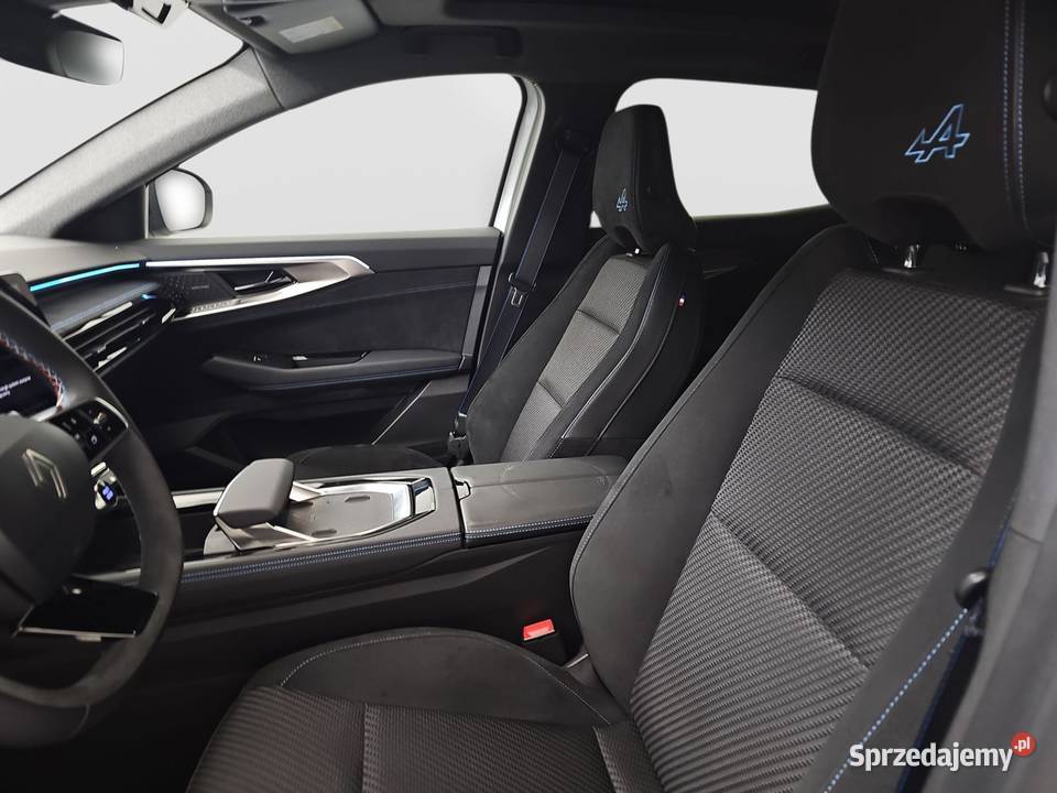 AUSTRAL 12 ETech Full Hybrid 200 Iconic esprit