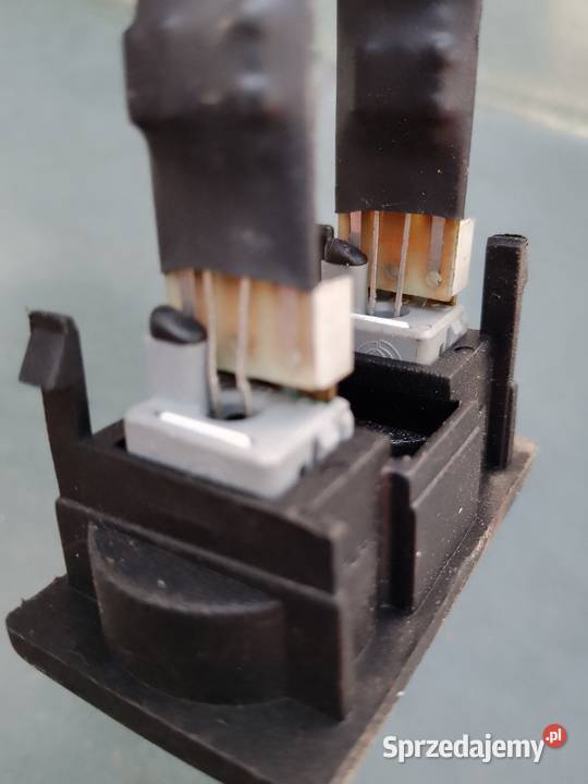 Włącznik klimatyzacji Volkswagen Golf 3 GTI Sobieska Wola Pierwsza sprzedam