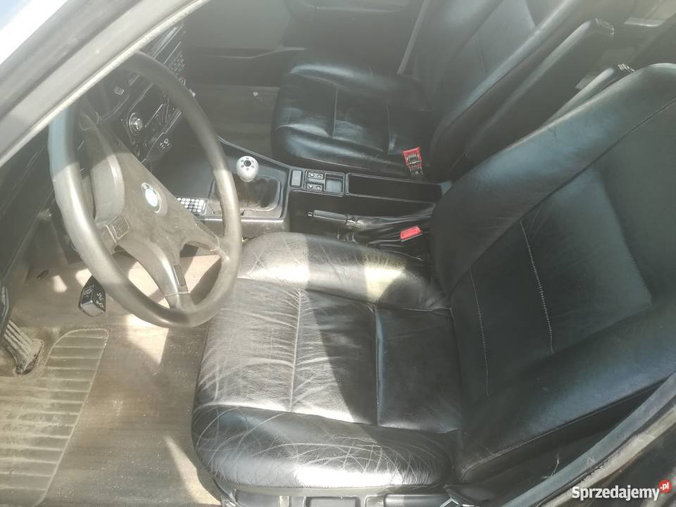 30letnia bunia o pięknym wyglądzie BMW E34 Spiczyn