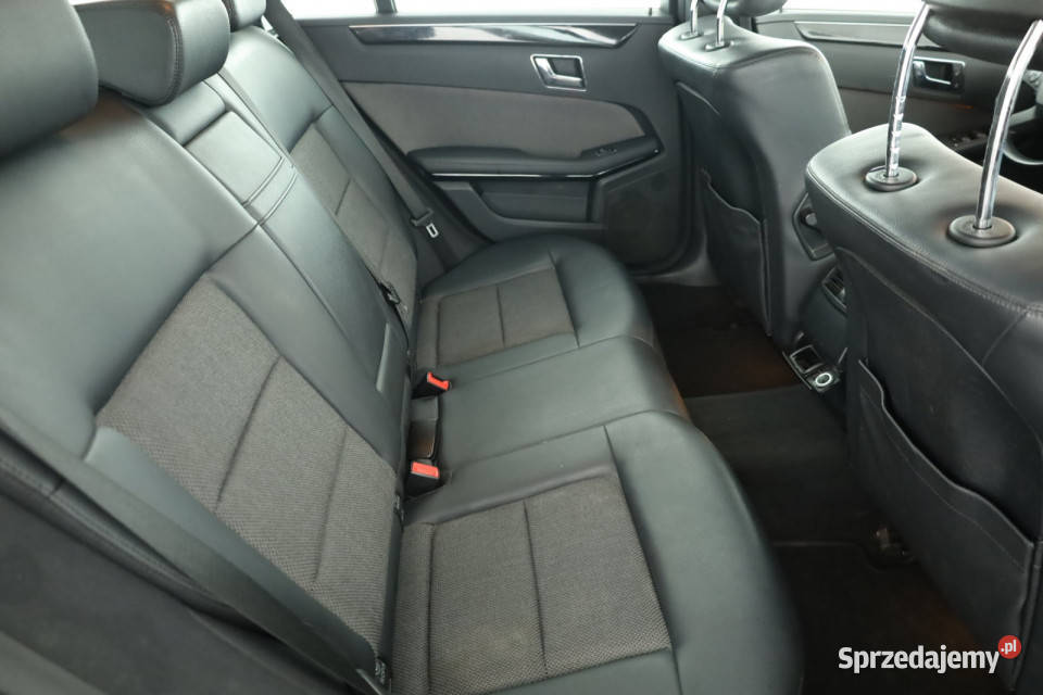 Mercedes E E 200 CDI wielofunkcyjna kierownica