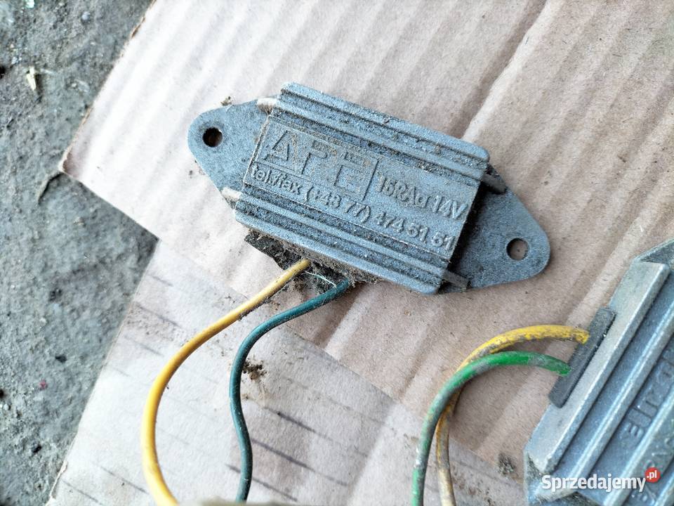 FIAT 126P MALUCH REGULATOR NAPIĘCIA Kamień-Kolonia
