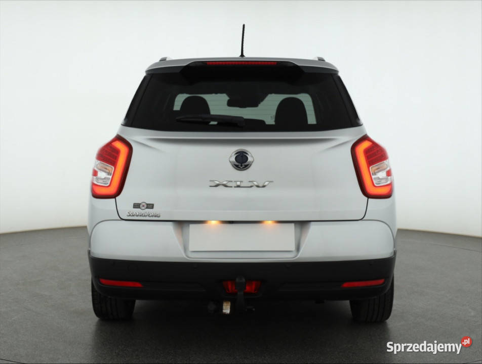 SsangYong XLV 16 eXGi światła przeciwmgielne Samochody osobowe Piaseczno sprzedam