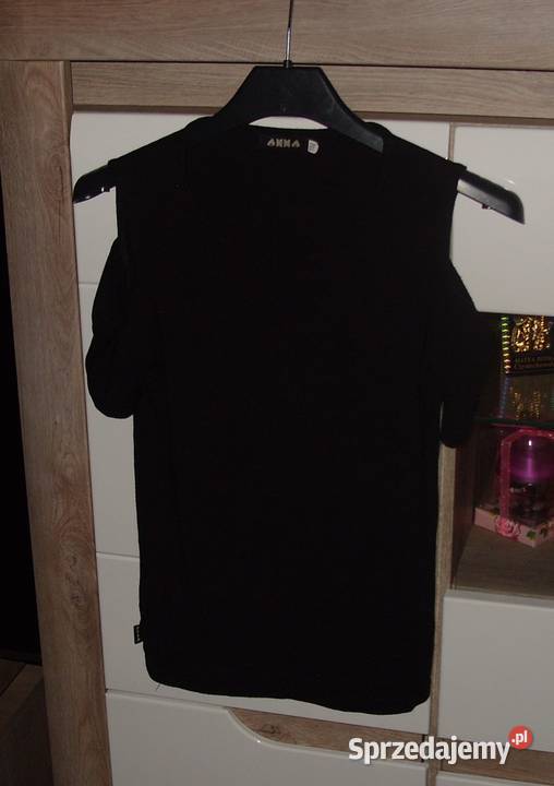 Czarna Bluzka z opuszczonymi rękawkami ANNA Rawicz