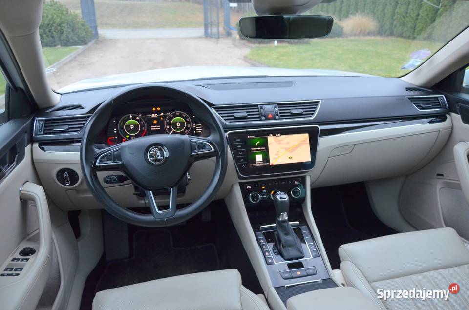 Skoda Superb 14 TSI PlugIn Hybrid LaurinKlement poduszka powietrzna Turek