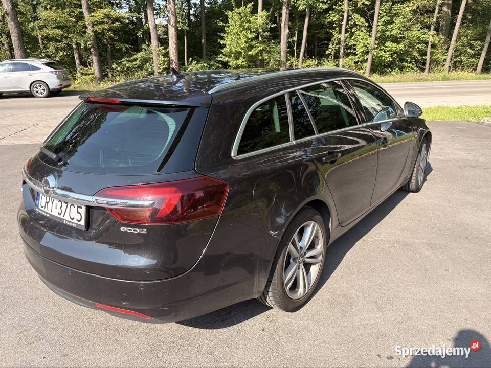 Opel Insignia A 20 diesel 140koni kombi czarne asystent pasa ruchu Warszawa