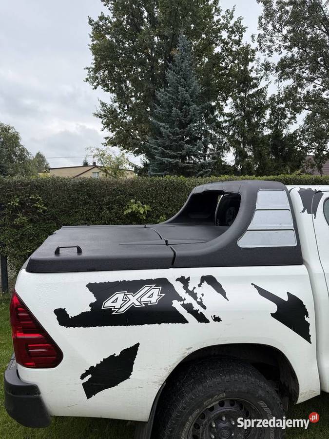 Zabudowa Toyota Hilux 2020 r mazowieckie Chotomów