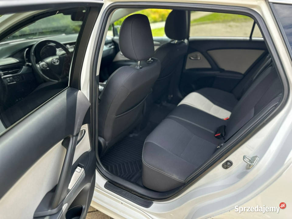 Toyota Avensis 18 III 2009