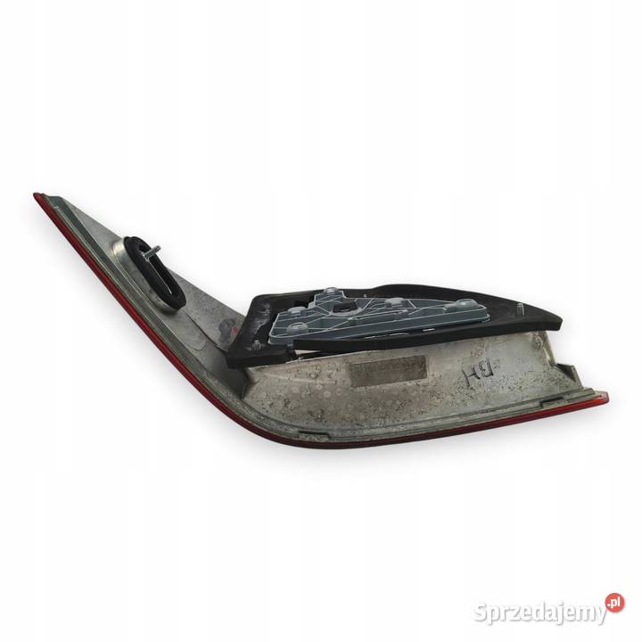 LAMPA PRAWA Mercedes W203 tylna tylnia prawy tył osobowe Chełm