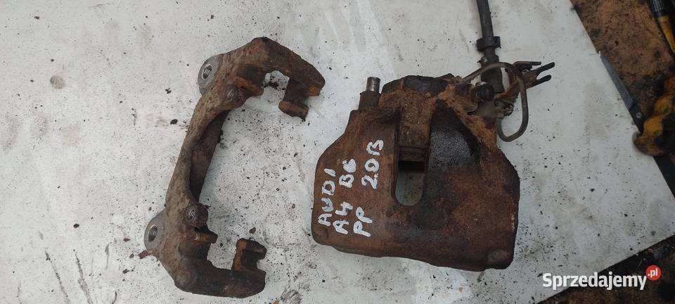 AUDI A4 B6 20b zacisk przód prawy jarzmo osobowe Kielce