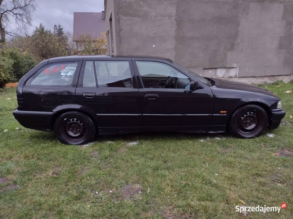 Sprzedam e36 touring 318i nieuszkodzony Krześnica