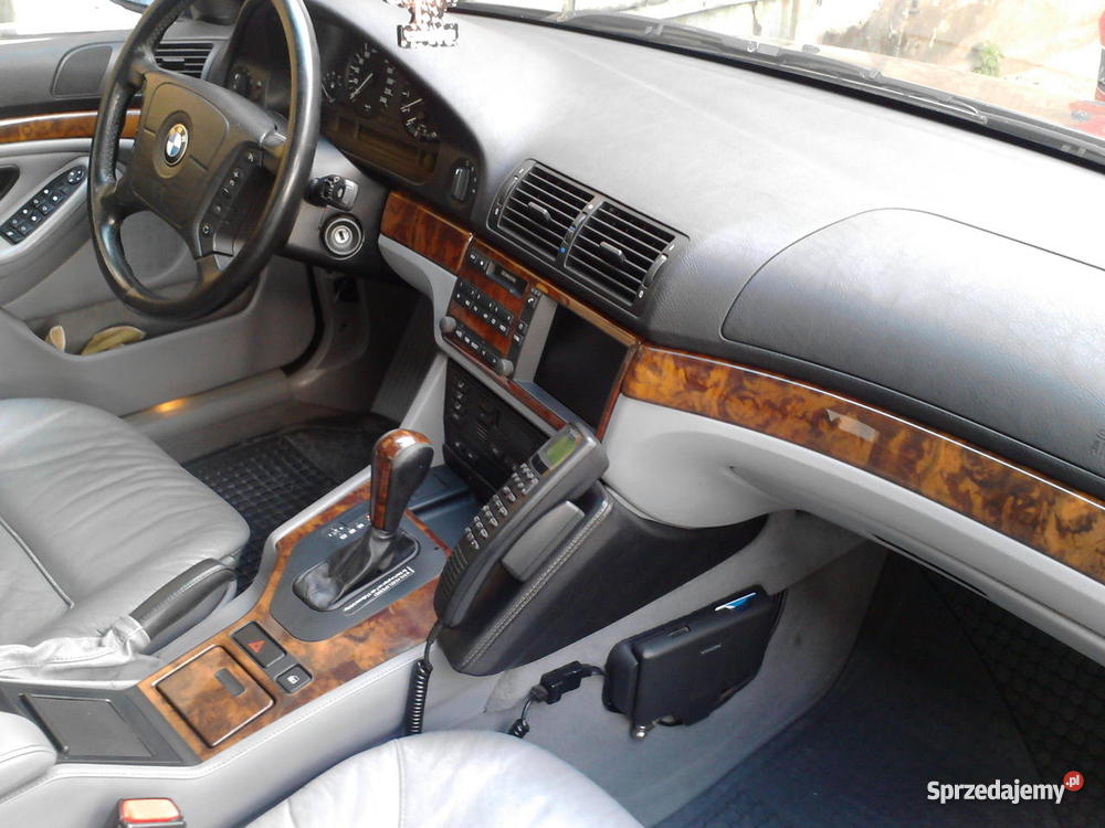 BMW E39 44 V8 1998r 300KM sprzedam