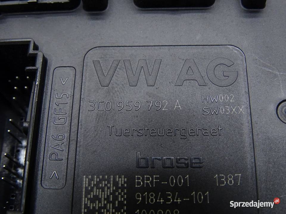 SILNICZEK SZYBY LEWY PRZÓD PRZEDNI 1T0959702AC