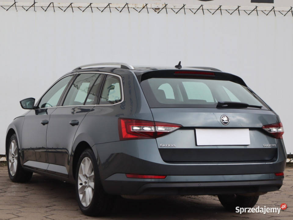 Skoda Superb 15 TSI Łódź