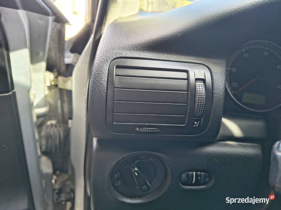 vw passat b5 lift kratka nawiewu środkowa prawa osobowe Przemyśl
