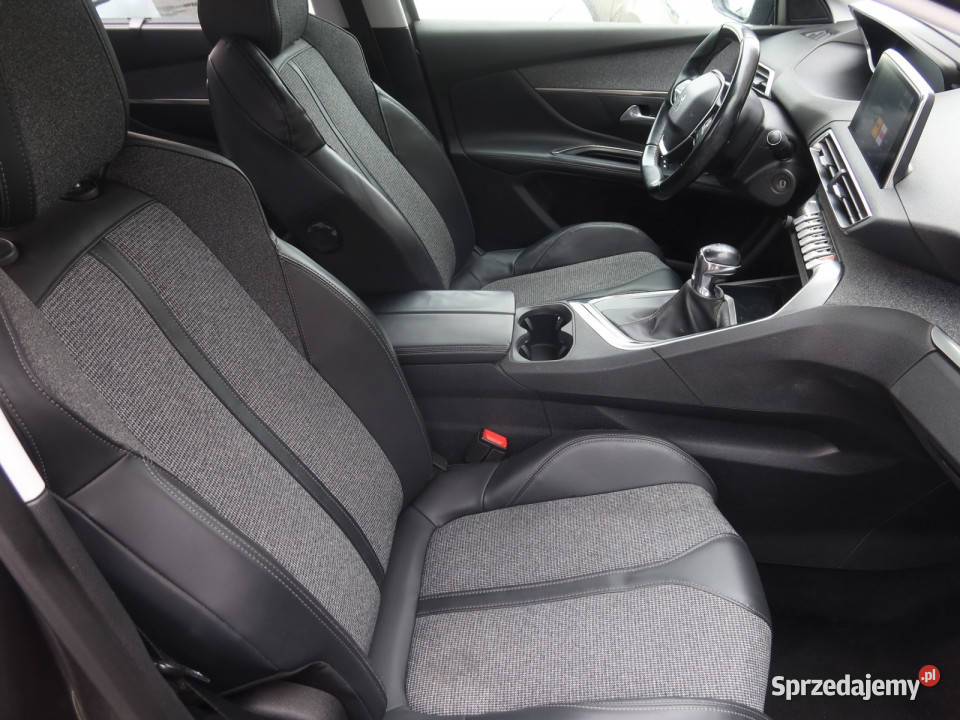 Peugeot 5008 PureTech 130 Katowice