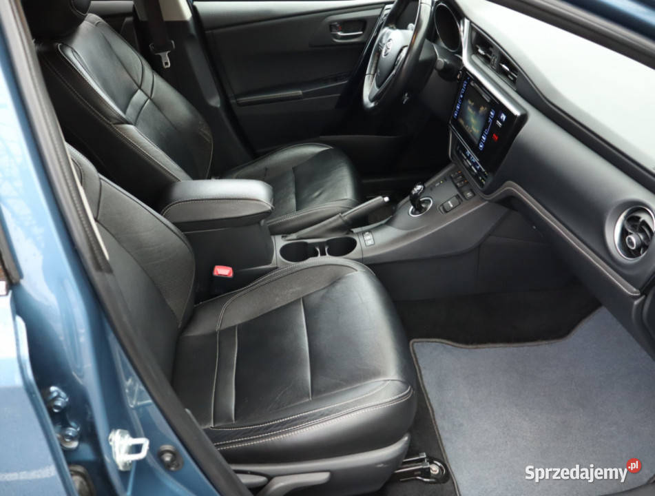 Toyota Auris Hybrid Lublin sprzedam