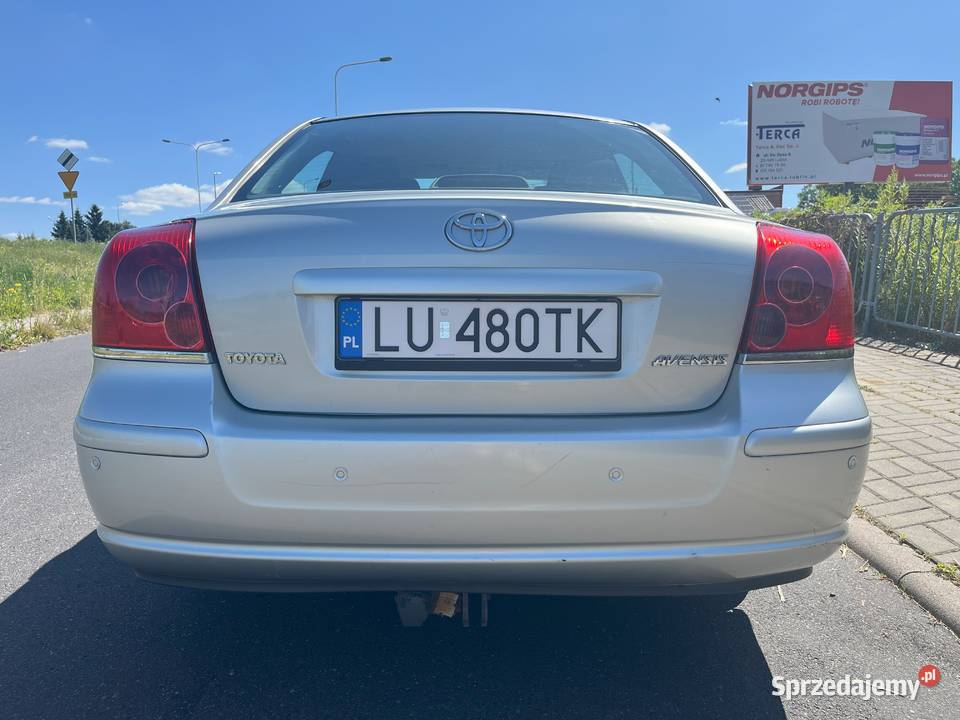 Toyota Avensis II 18 sedan LPG 1794cm3 Lublin