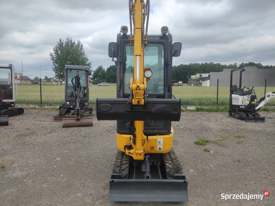 Minikoparka KOMATSU PC 16 R 2018r 1800mtg Ryżki sprzedam