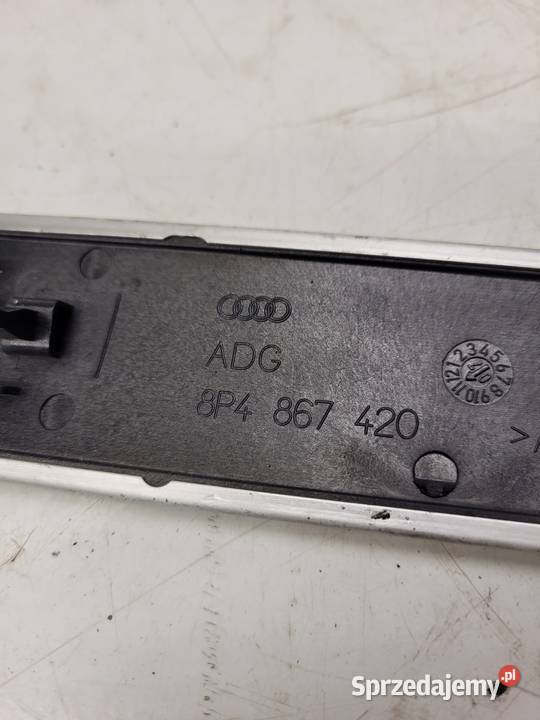 LISTWA DEKOR DRZWI PRAWY TYŁ AUDI A3 8P Pozostałe