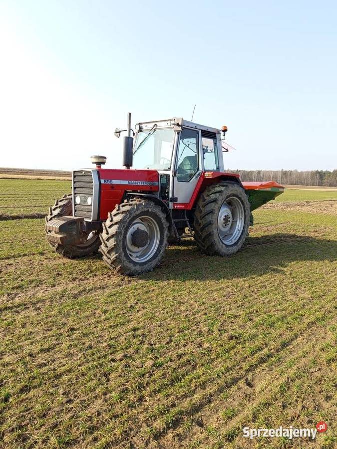 Massey Ferguson 698