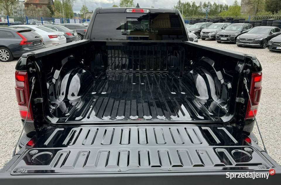 RAM 1500 4x4LaramieFull wersjaGwarancja kurtyny powietrzne dolnośląskie Kamienna Góra