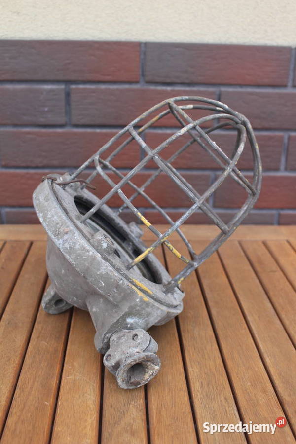 lampa przemysłowa dużą