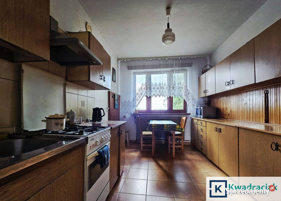 Dom wolnostojący na sprzedaż 165m2 Głowienka mieszkalny sprzedam