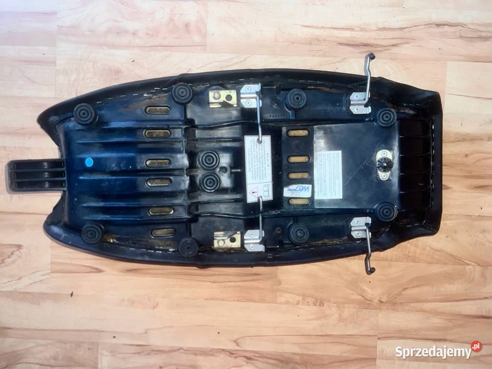 Kanapa siedzenie Triumph Trophy 900 Części i akcesoria motocyklowe Ostrów Wielkopolski sprzedam