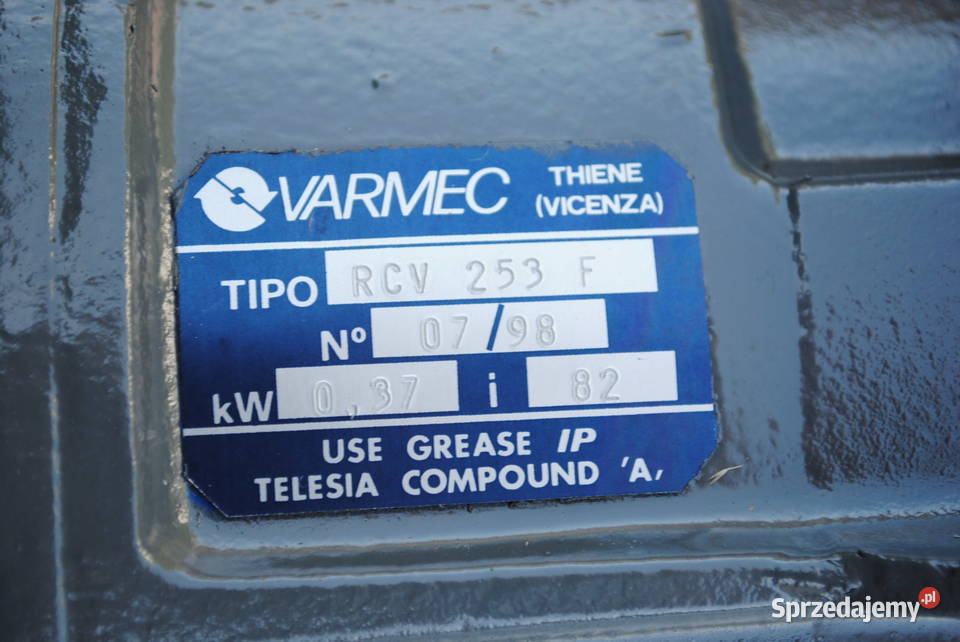 Motoreduktor kołnierzowy 037kw 35obrmin Firmy Kargowa