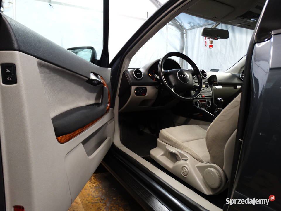 Audi A3 8P 16 Benzyna 102 FV VAT 2x Alufelgi lubelskie Piaski