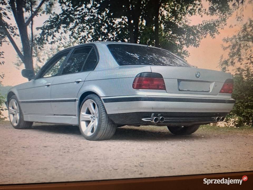 BMWE38 735i V 8 Shadowline CD Wronki
