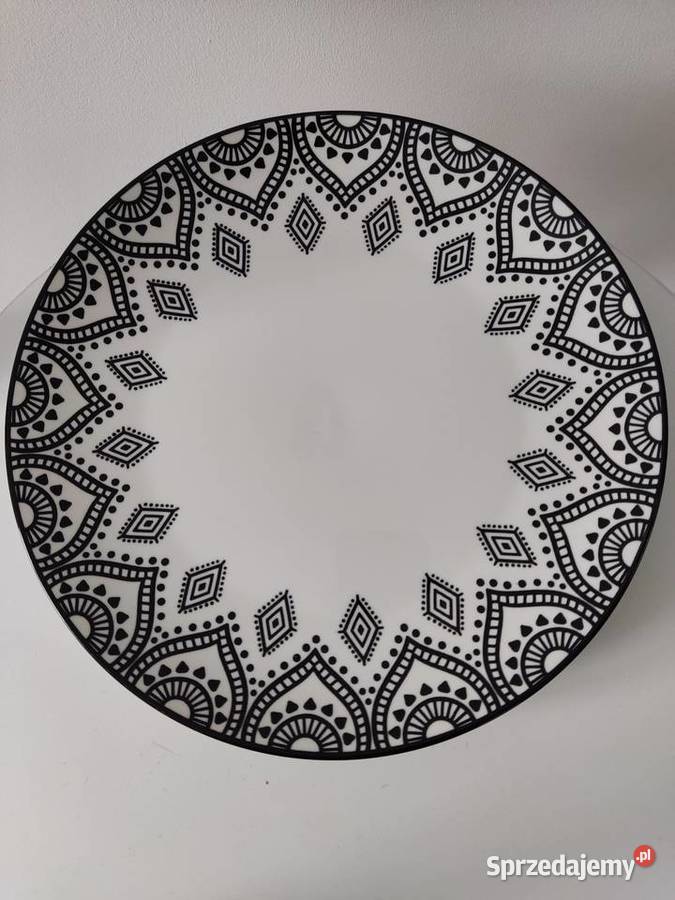 Talerze obiadowe czarno białe Dębica