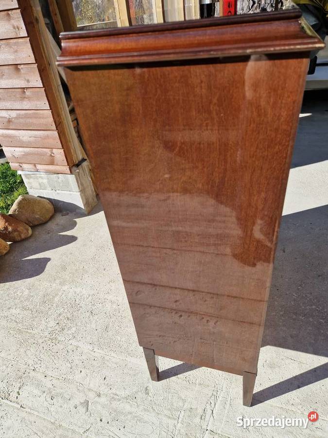 Komoda z organizerem