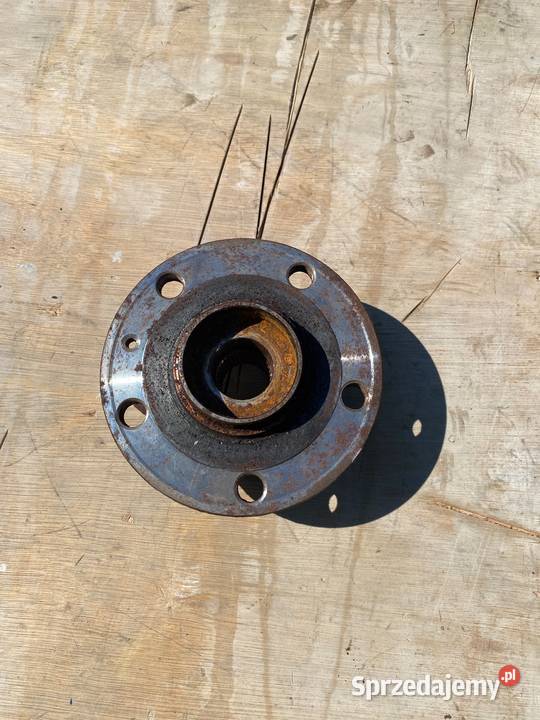 VW PIASTA z łożyskiem 5K0498621A Dębica
