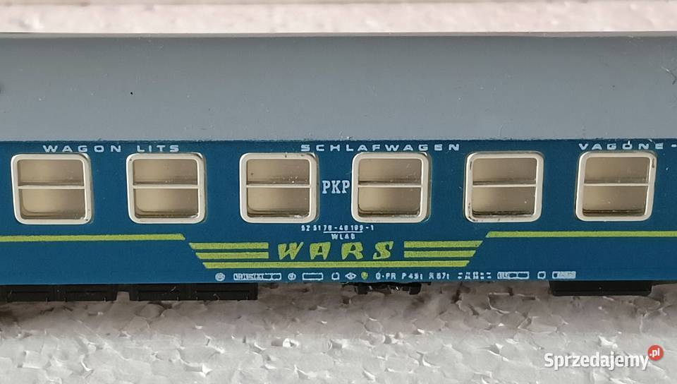 Wagon osobowy WARS PKP ciemnoniebieski BTTB Kraków