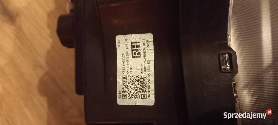 Hyundai tucson lV lampa praw 92102N7600 sprzedam