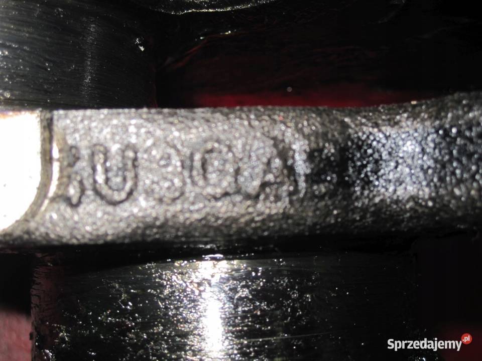 LAND ROVER DISCOVERY 27 TDV6 190 11R 181 4U3QAB Blok silnika