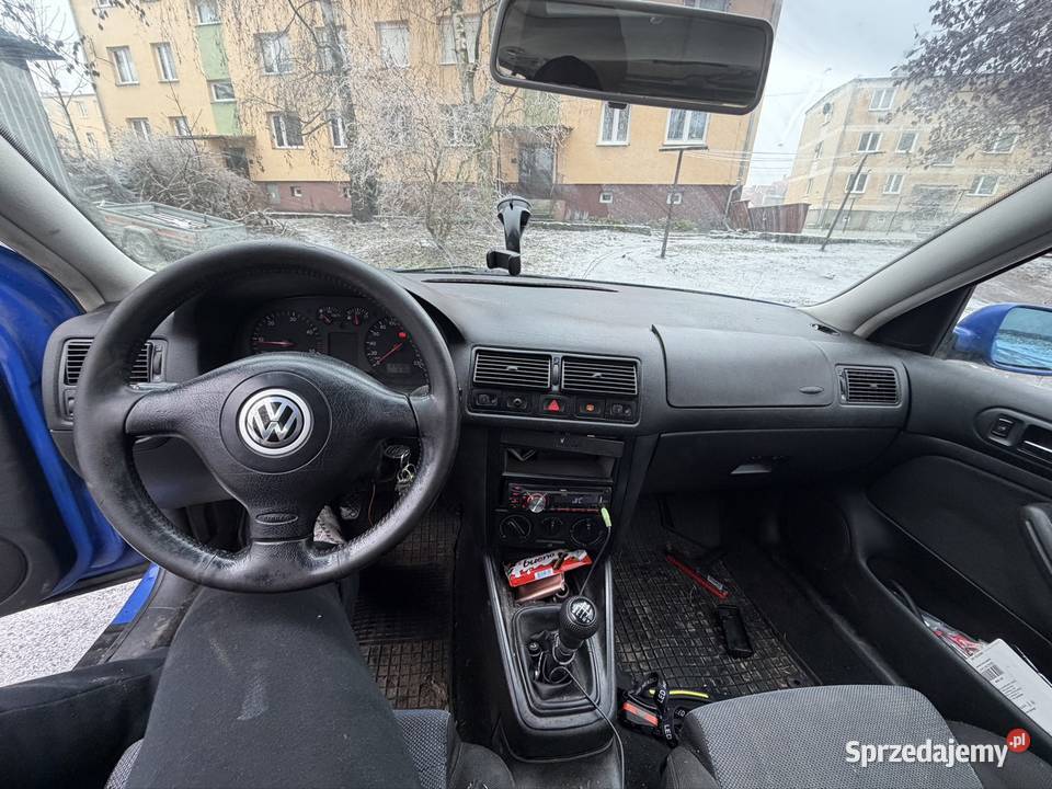 Sprzedam Volkswagen Golf IV niebieski zachodniopomorskie Chojna