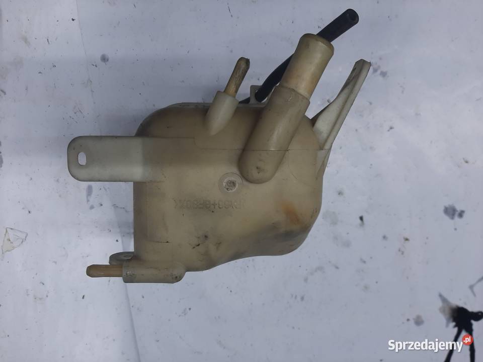 Zbiorniczek wyrównawczy Hyundai Trajet 20002008 Ksawerów