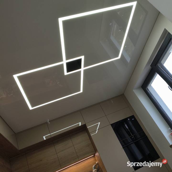 Sufit napinany z oświetleniem LED Lipno