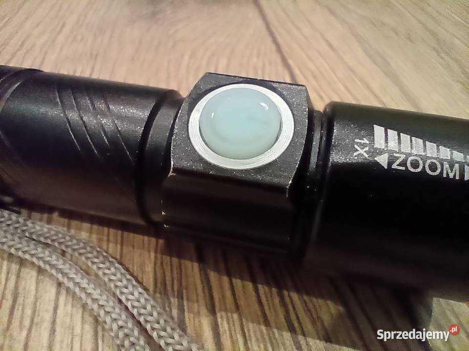 Latarka USB