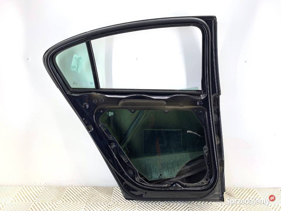 DRZWI LEWY TYŁ VW PASSAT B7 SedanLimuzyna 1015
