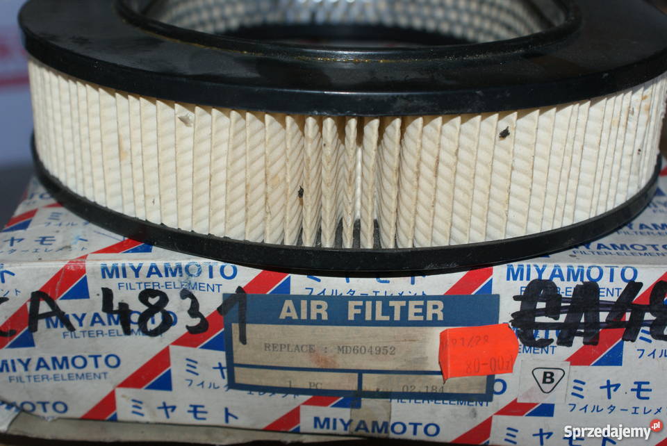 Filtr powietrza MITSUBISHI CORDIA, GALANT III, MD604952