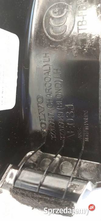 VOLVO V60 OSŁONA ZAŚLEPKA BAGAŻNIKA LEWA dolnośląskie sprzedam