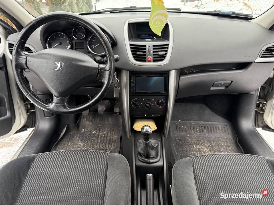 Sprzedam radio 207 Głodowo