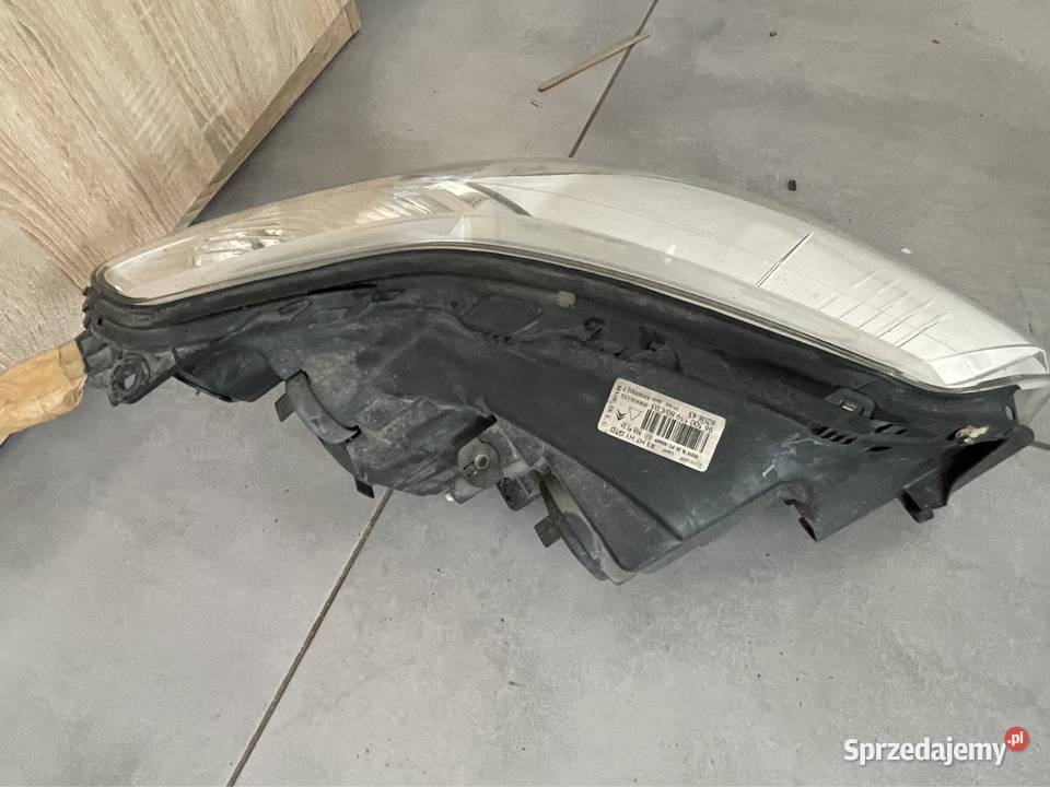 Citroen c5 II reflektor lewy osobowe Kozubszczyzna